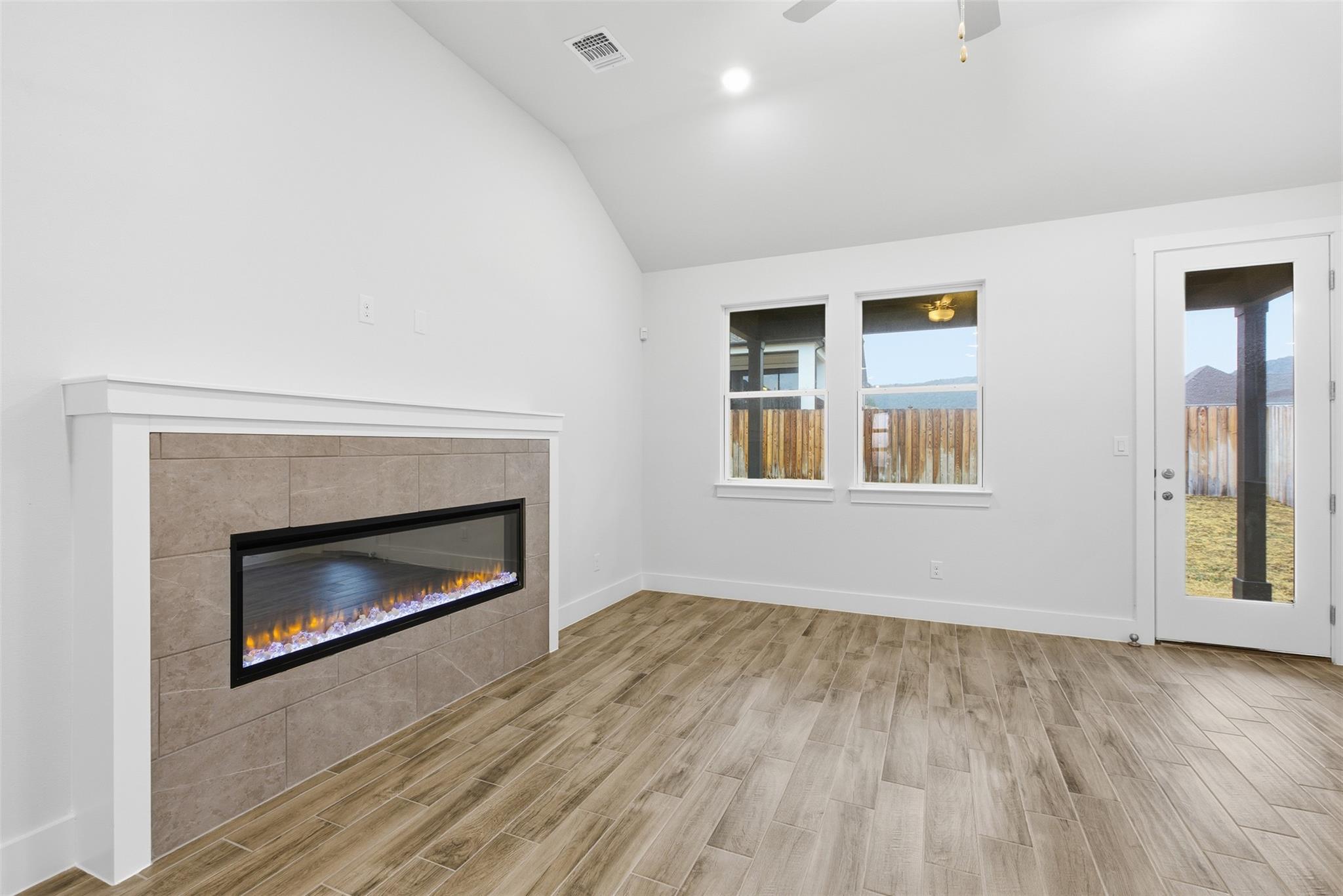 8521 Pine Muhly Dr, Lago Vista, TX 78645