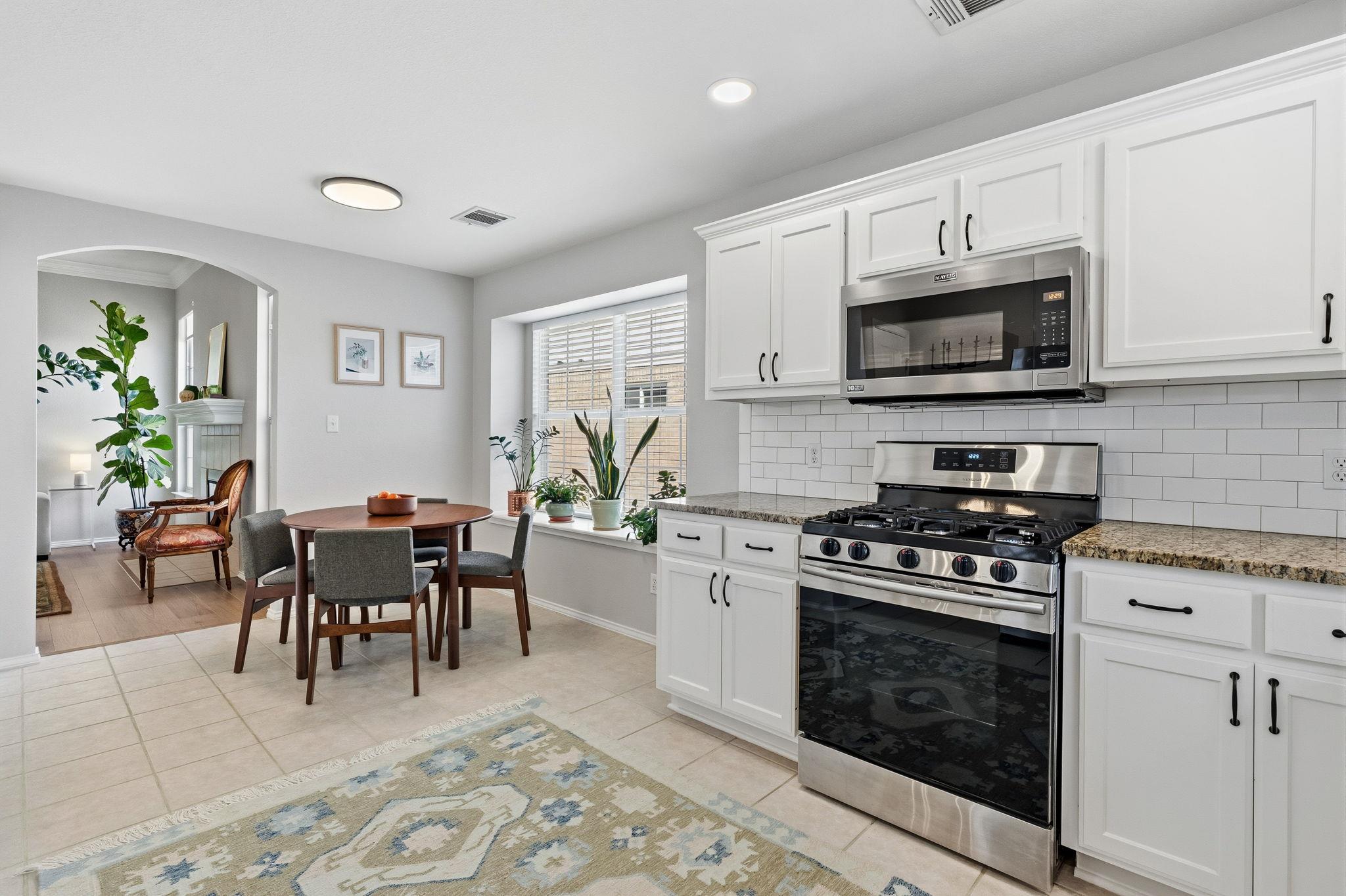 2306 Clover Ridge Dr, Cedar Park, TX 78613