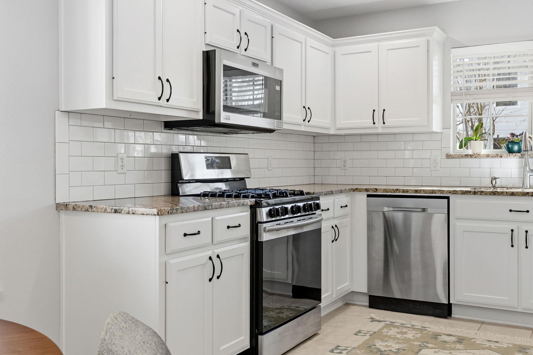 2306 Clover Ridge Dr, Cedar Park, TX 78613