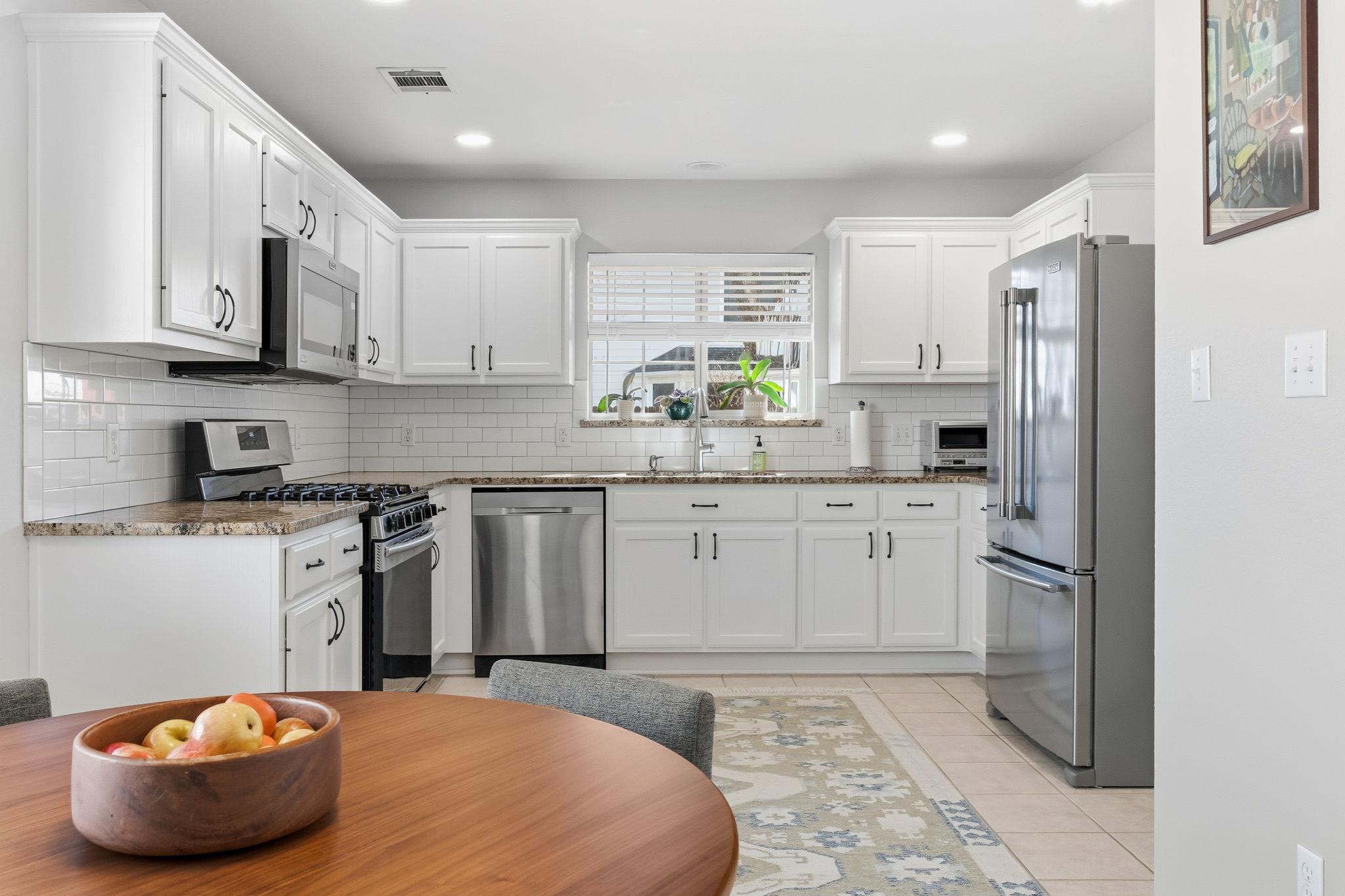 2306 Clover Ridge Dr, Cedar Park, TX 78613