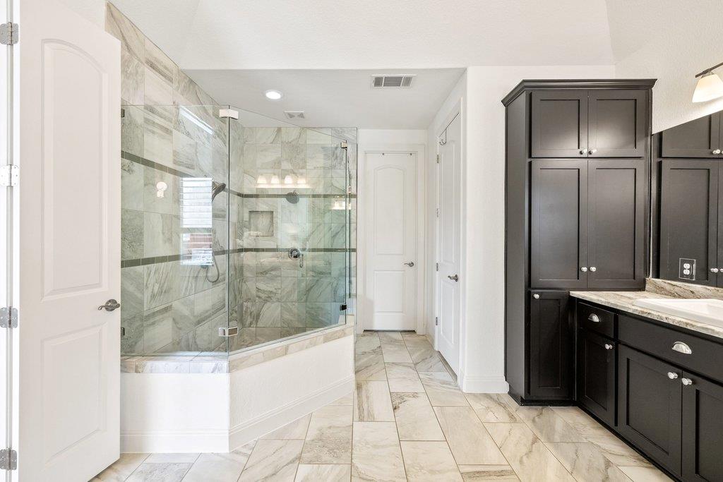 5812 Davenport Divide Rd, Austin, TX 78738