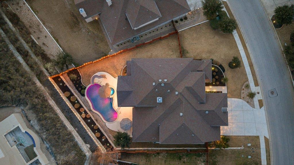 5812 Davenport Divide Rd, Austin, TX 78738