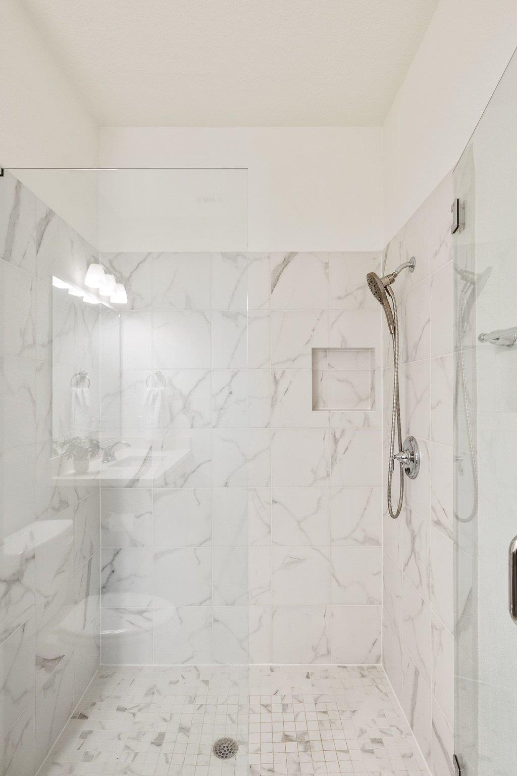 5812 Davenport Divide Rd, Austin, TX 78738