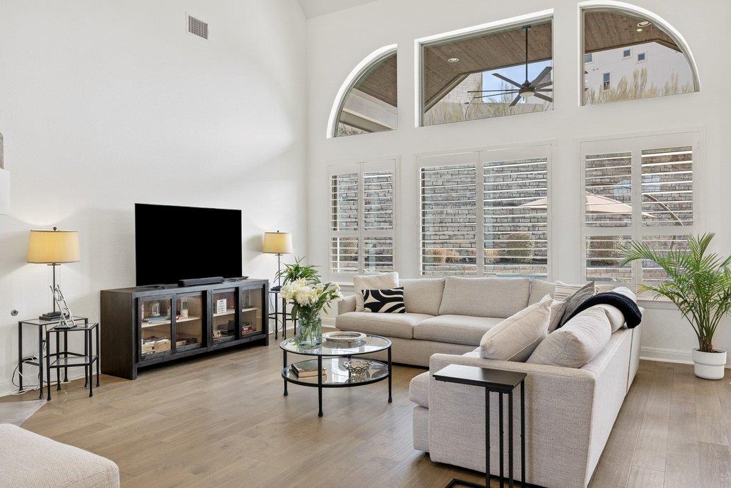 5812 Davenport Divide Rd, Austin, TX 78738