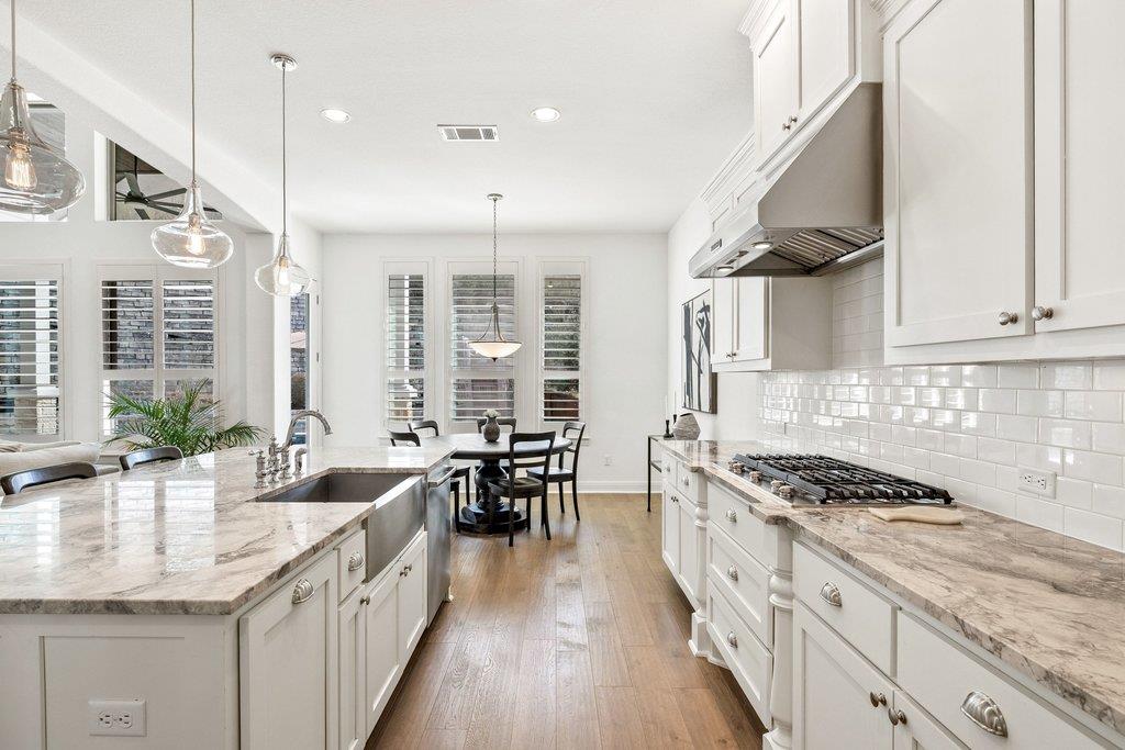 5812 Davenport Divide Rd, Austin, TX 78738