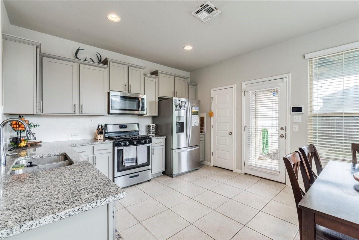 118 Alford St, San Marcos, TX 78666