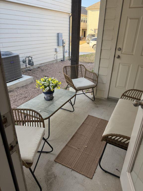 236 Lost Mine Peak Ln, Dripping Springs, TX 78620