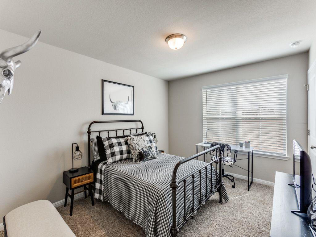 236 Lost Mine Peak Ln, Dripping Springs, TX 78620