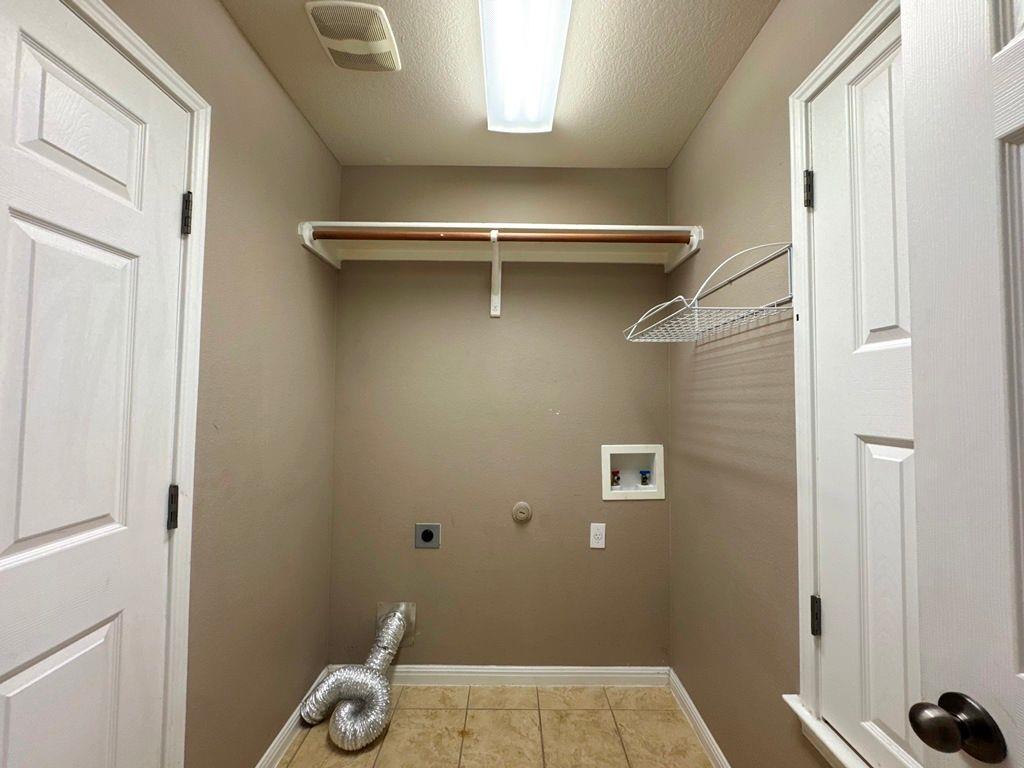 7820 Little Deer Trl, Georgetown, TX 78628