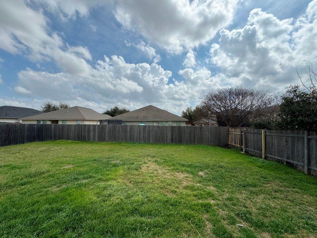 7820 Little Deer Trl, Georgetown, TX 78628