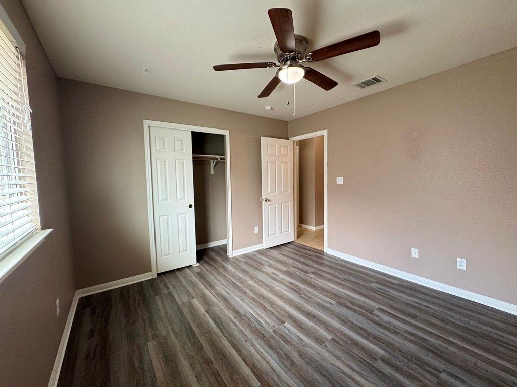 7820 Little Deer Trl, Georgetown, TX 78628