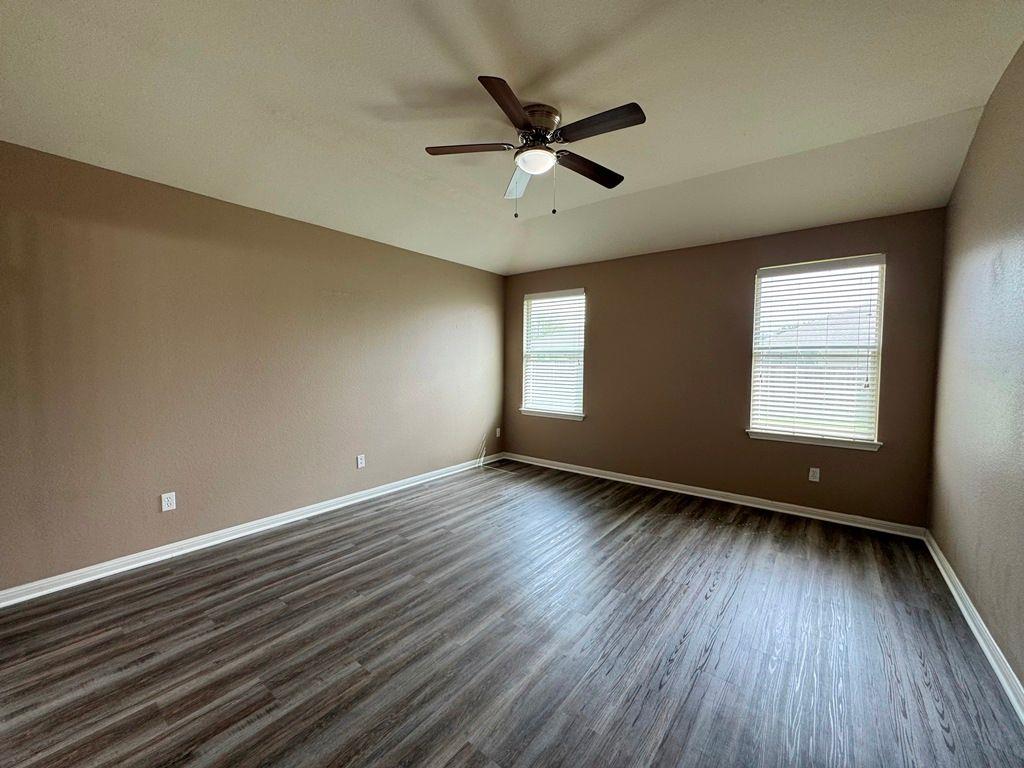 7820 Little Deer Trl, Georgetown, TX 78628