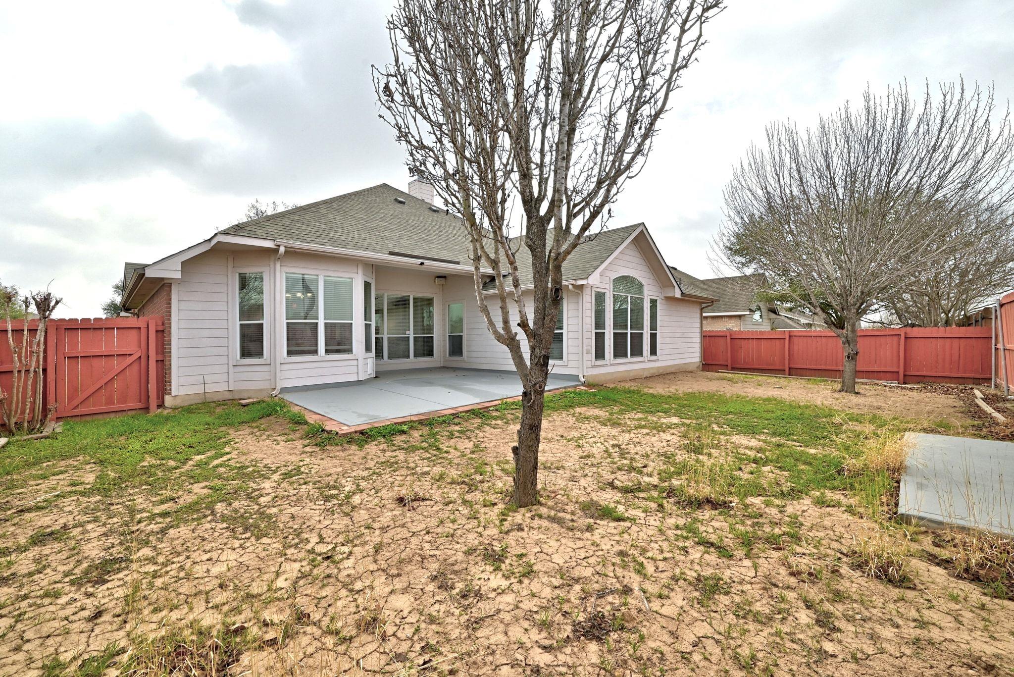 1681 Amberwood Loop, Kyle, TX 78640