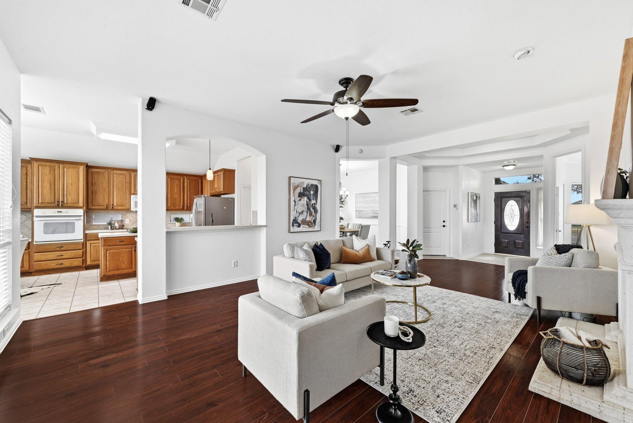 1681 Amberwood Loop, Kyle, TX 78640