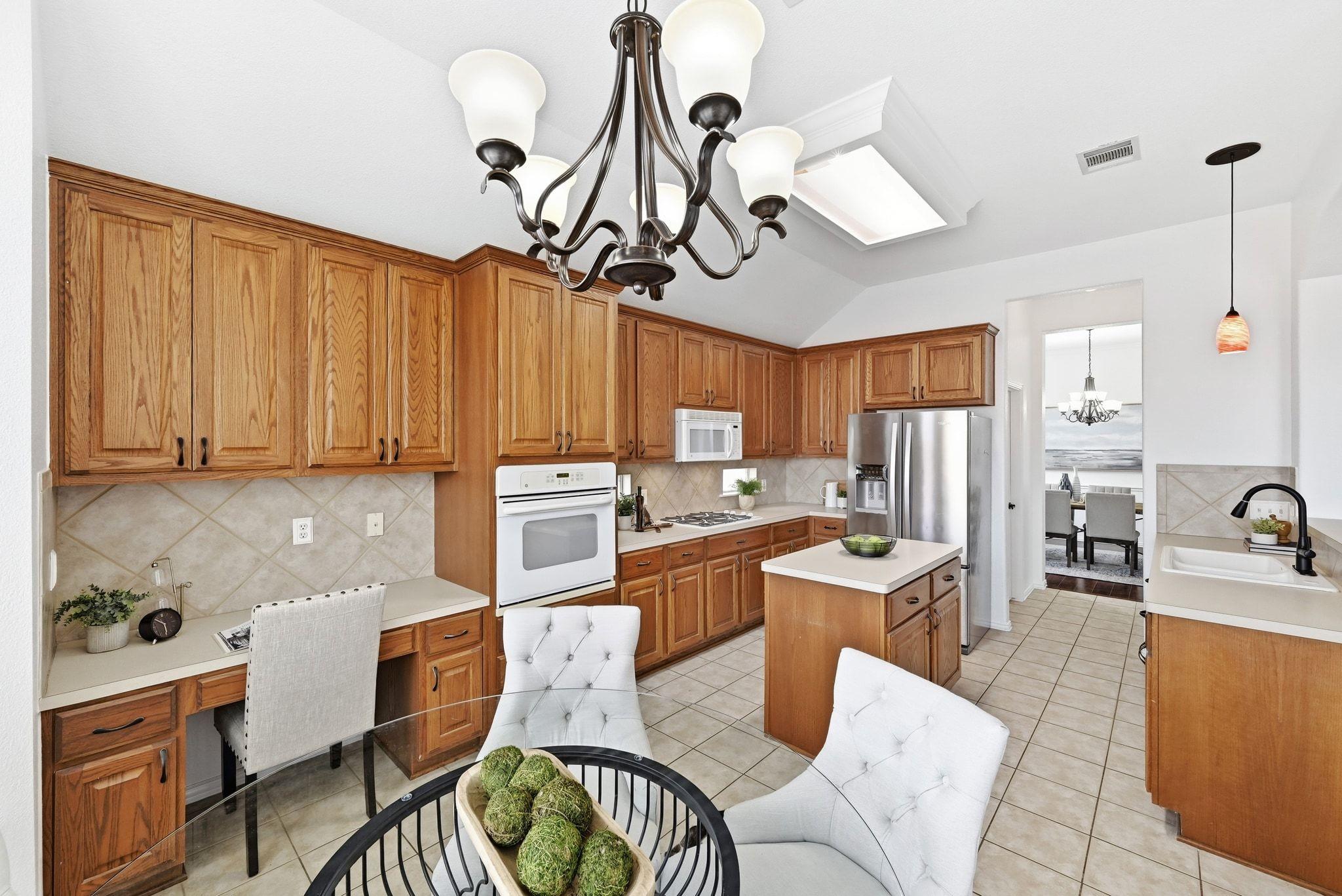 1681 Amberwood Loop, Kyle, TX 78640