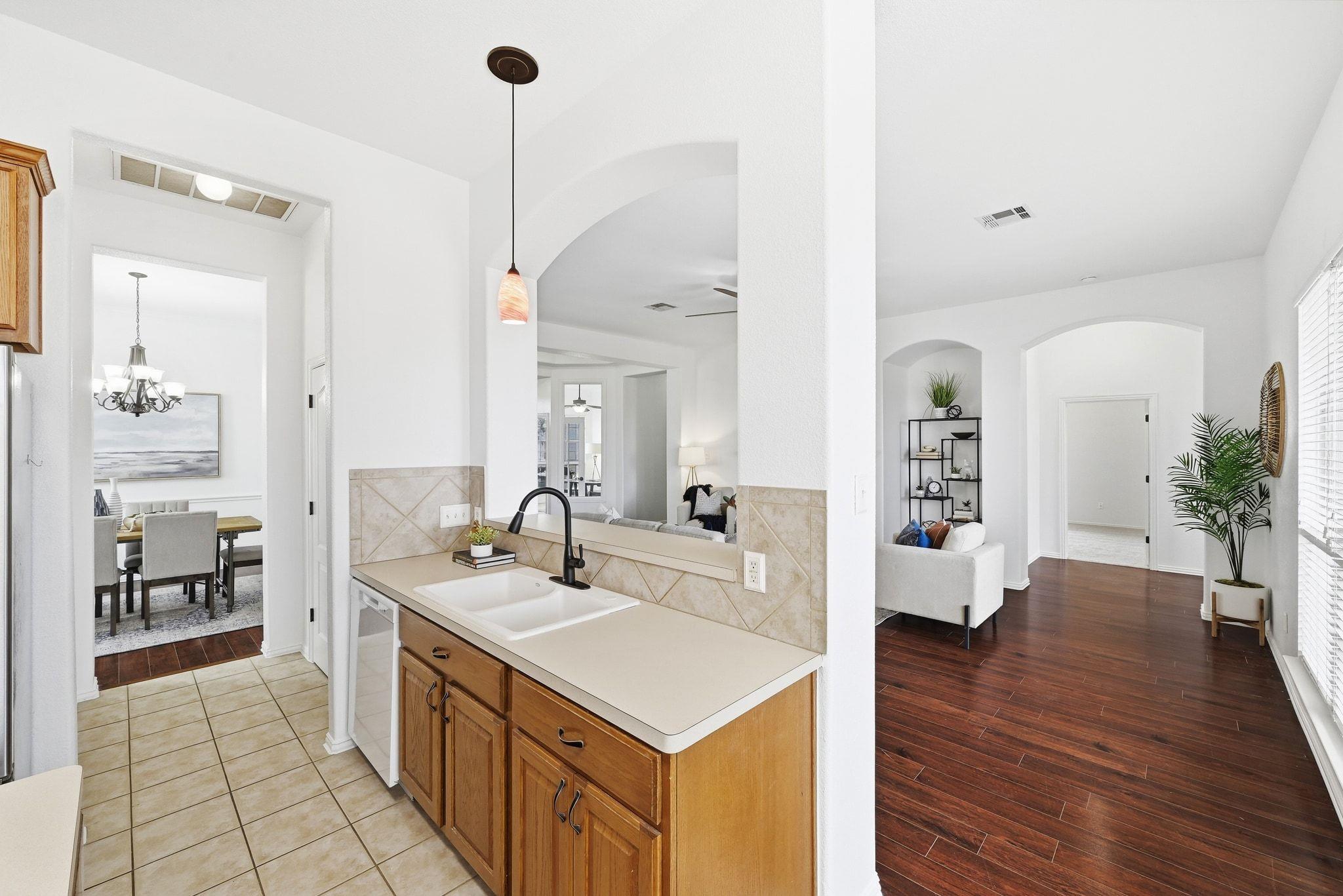 1681 Amberwood Loop, Kyle, TX 78640