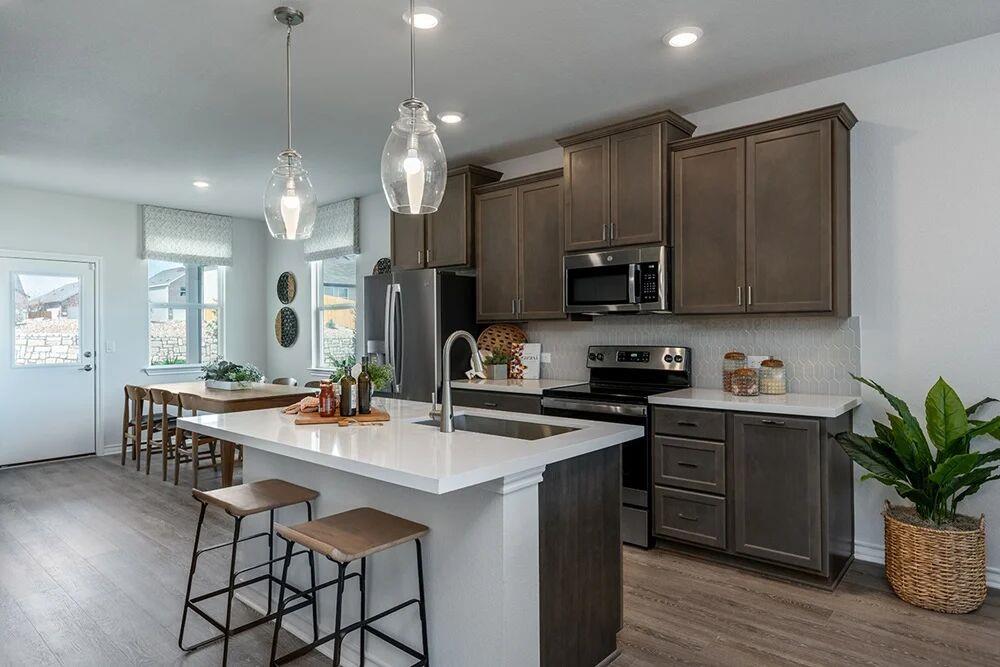 6001 Swedish Farms Ter, Del Valle, TX 78617