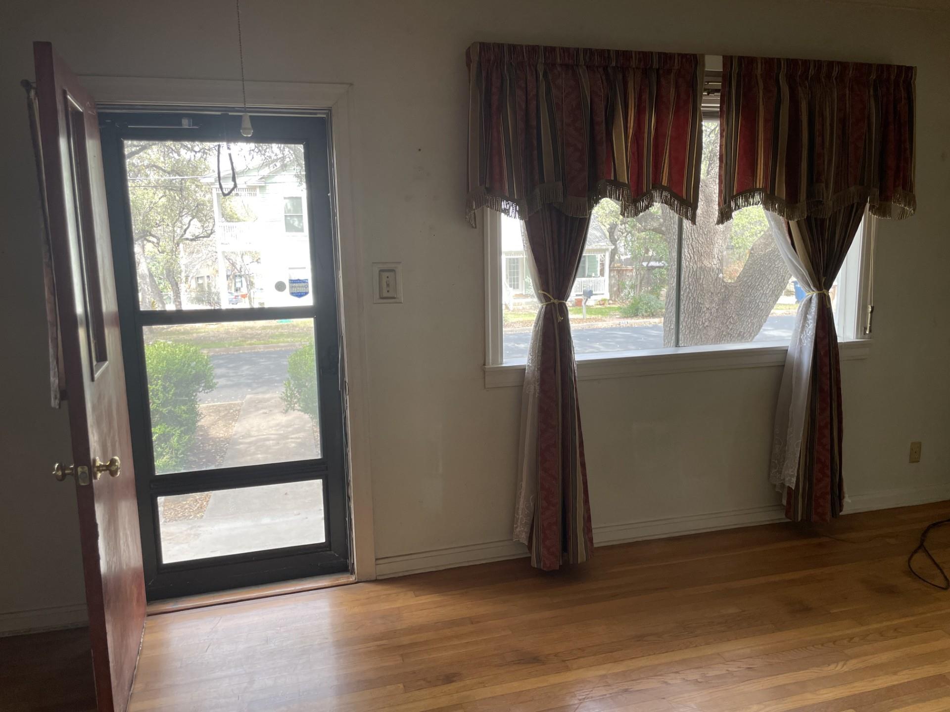 811 Herndon Ln, Austin, TX 78704