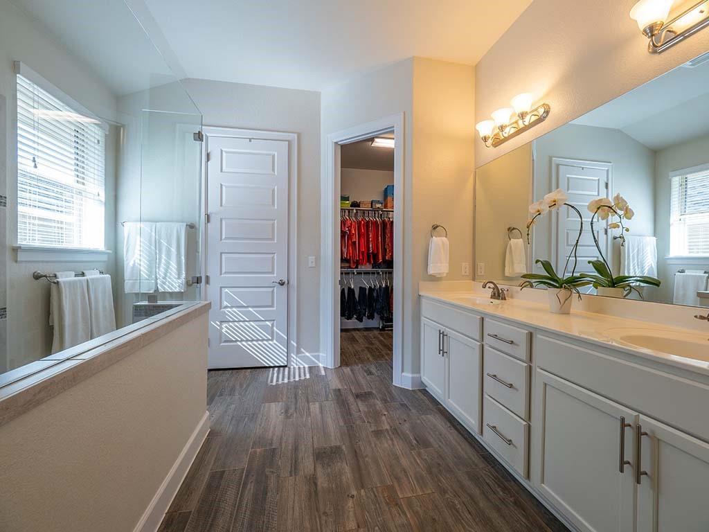 14900 Via Del Corso Dr, Austin, TX 78738