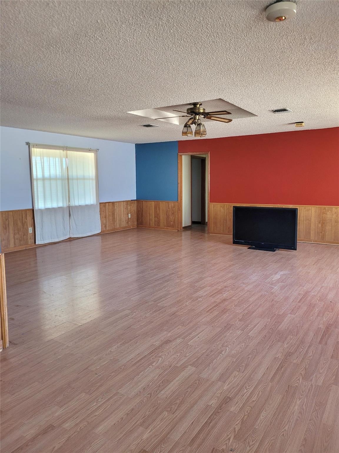 497 Fm 153, Smithville, TX 78957