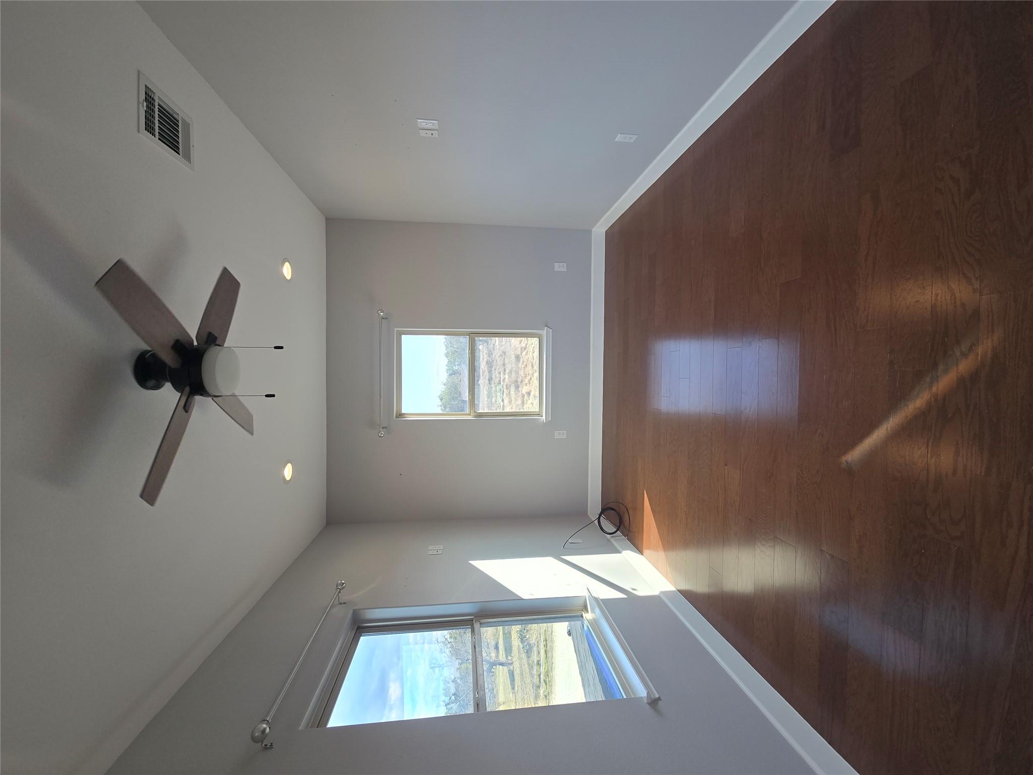 304 Spring St, Burnet, TX 78611