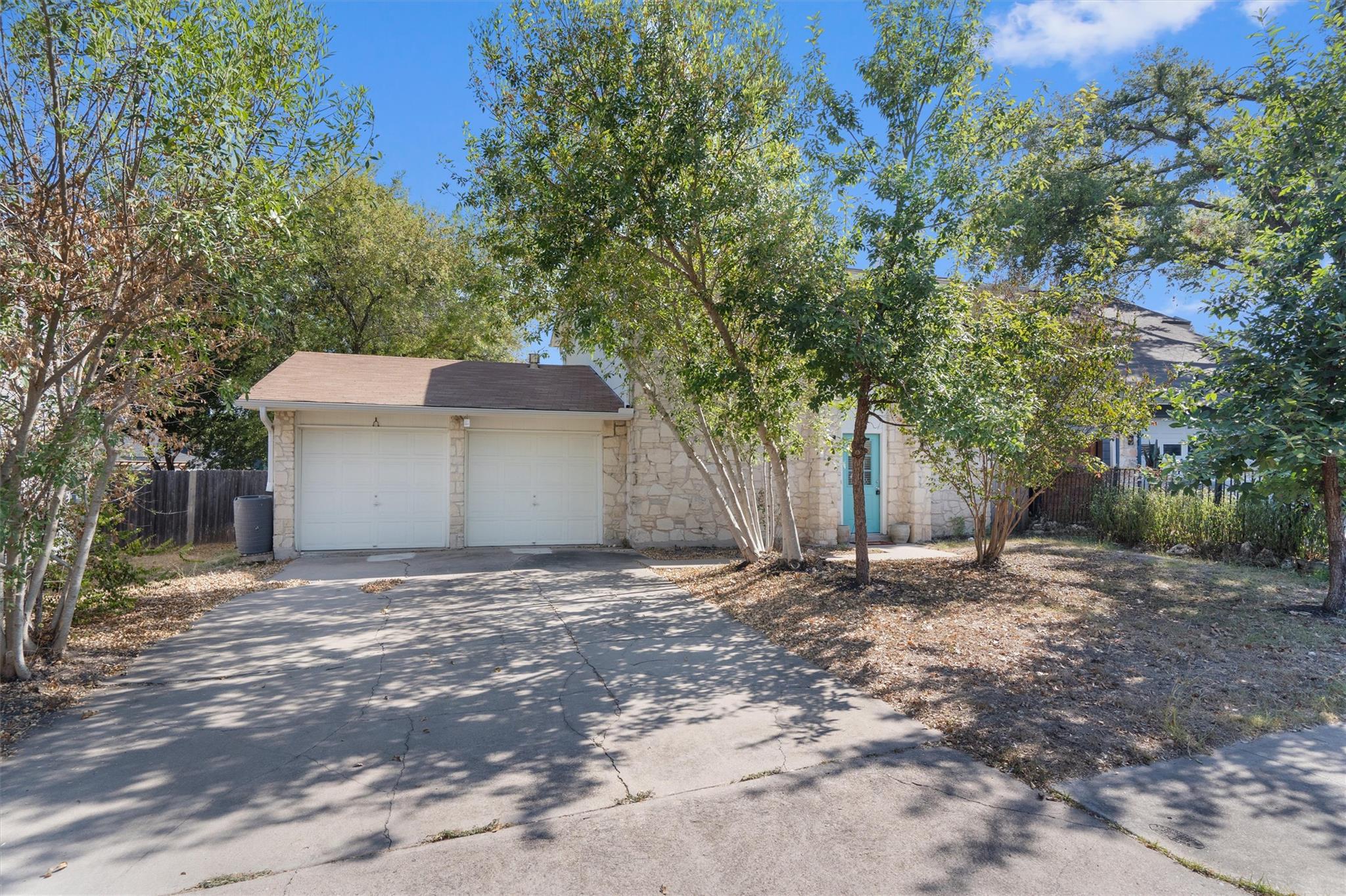 8309 Beaver Brook Ln, Austin, TX 78748