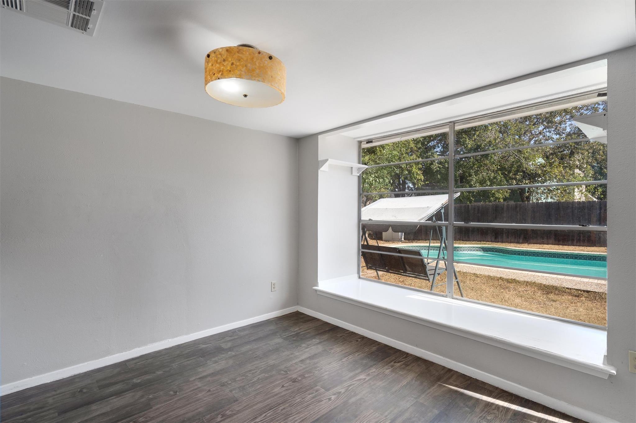 8309 Beaver Brook Ln, Austin, TX 78748