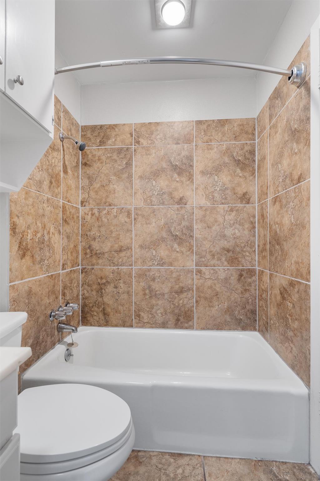 8309 Beaver Brook Ln, Austin, TX 78748