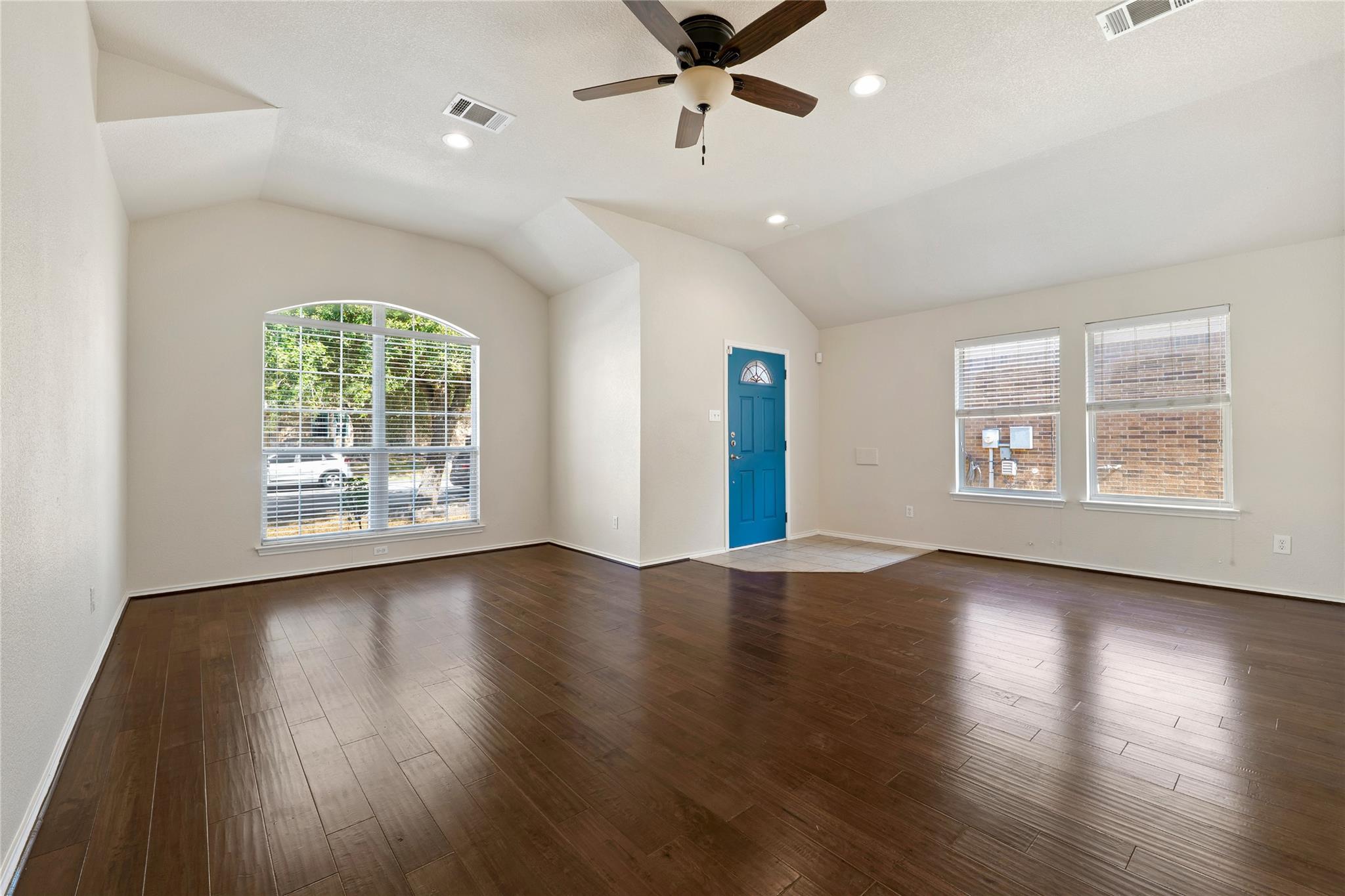 3005 Hawks Swoop Trl, Pflugerville, TX 78660