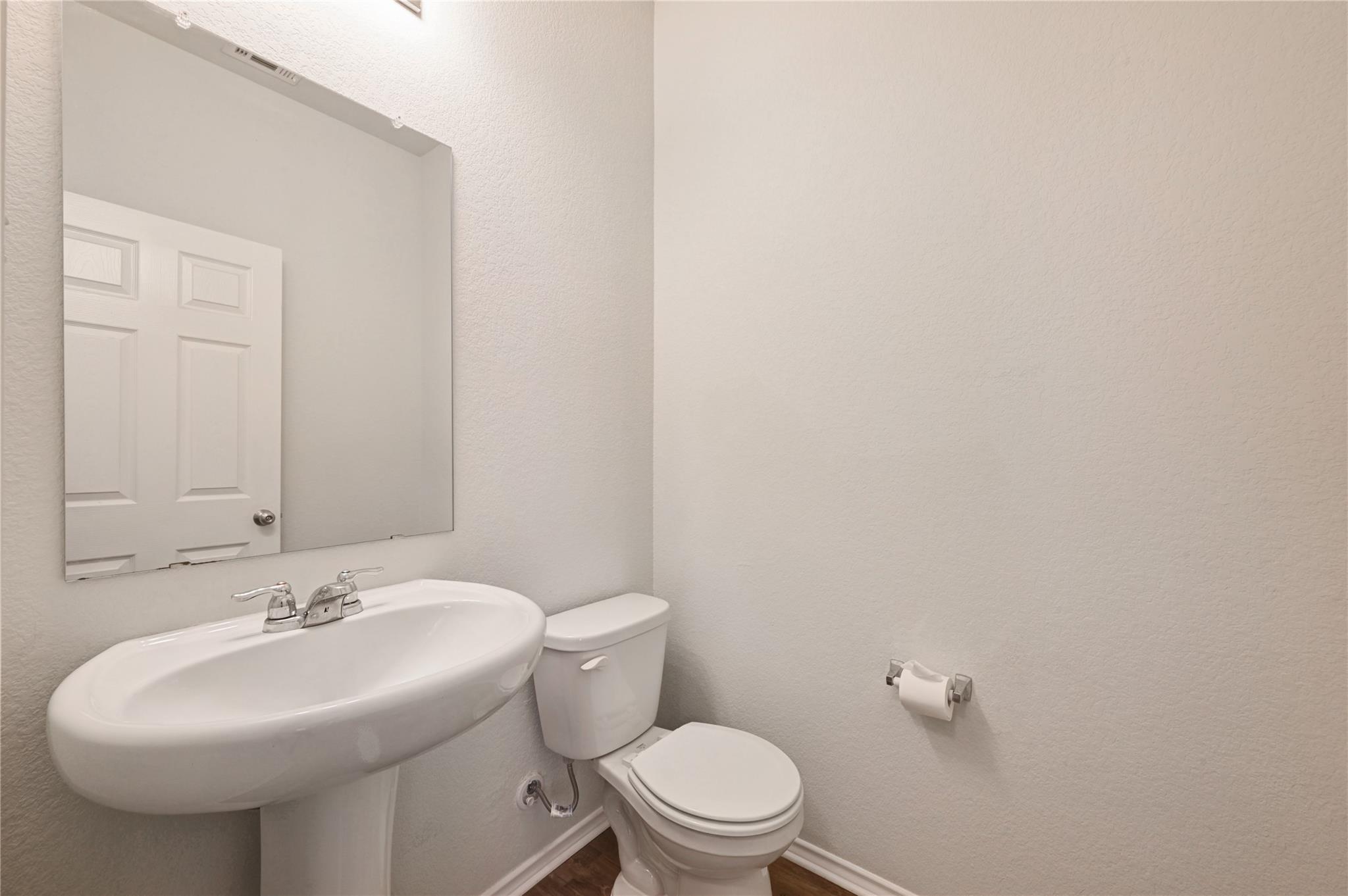 511 Eves Necklace Dr, Buda, TX 78610