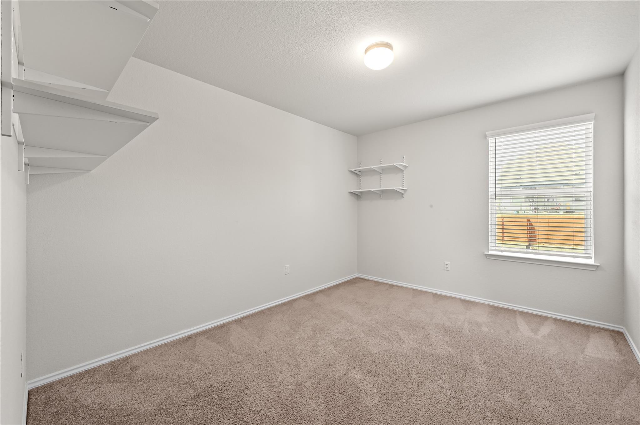 511 Eves Necklace Dr, Buda, TX 78610