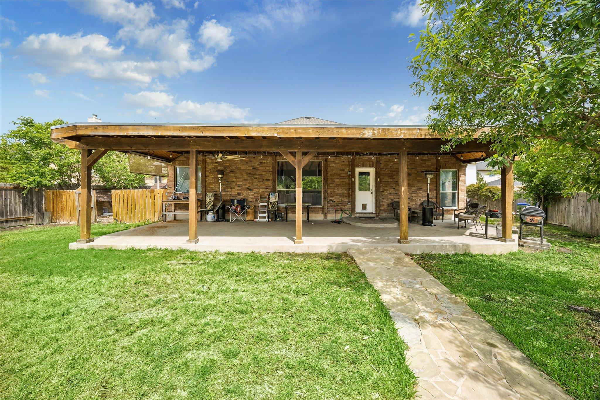 13800 Shadowlawn Trce SE, Manor, TX 78653
