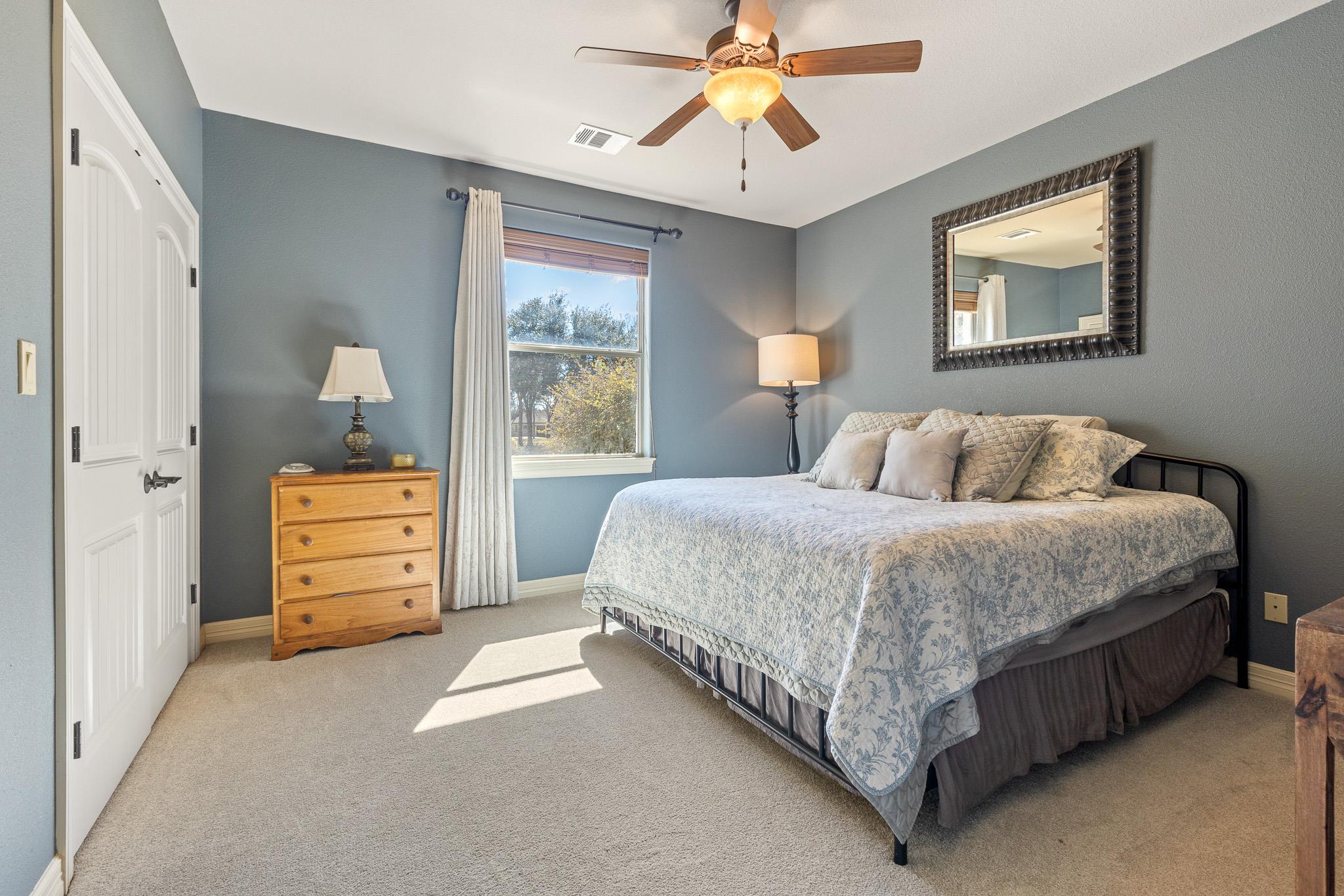 104 Roble Roja Dr, Georgetown, TX 78633