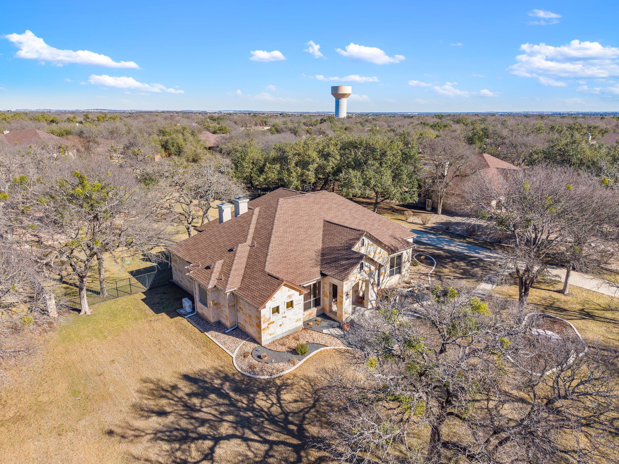 104 Roble Roja Dr, Georgetown, TX 78633