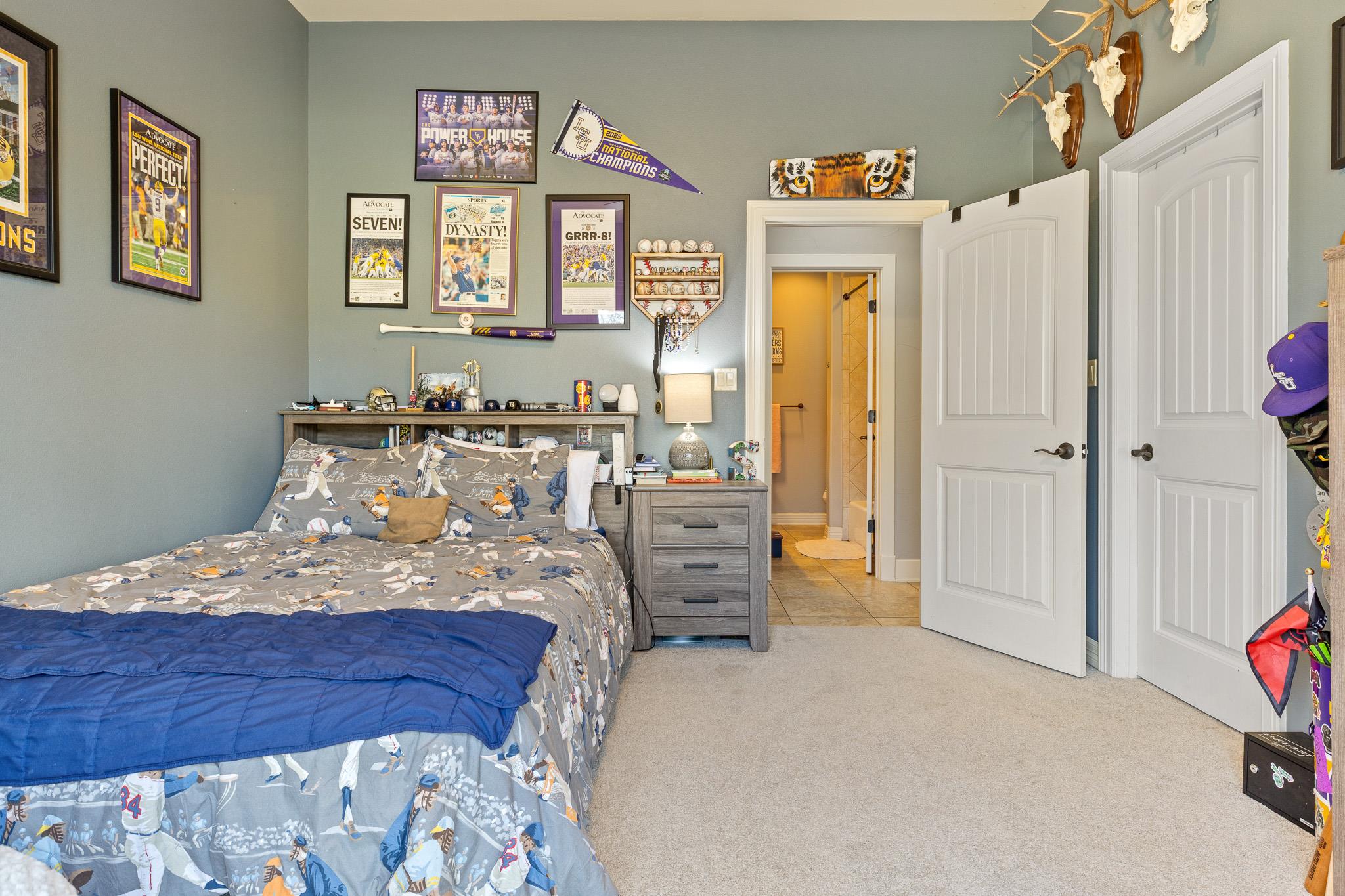 104 Roble Roja Dr, Georgetown, TX 78633