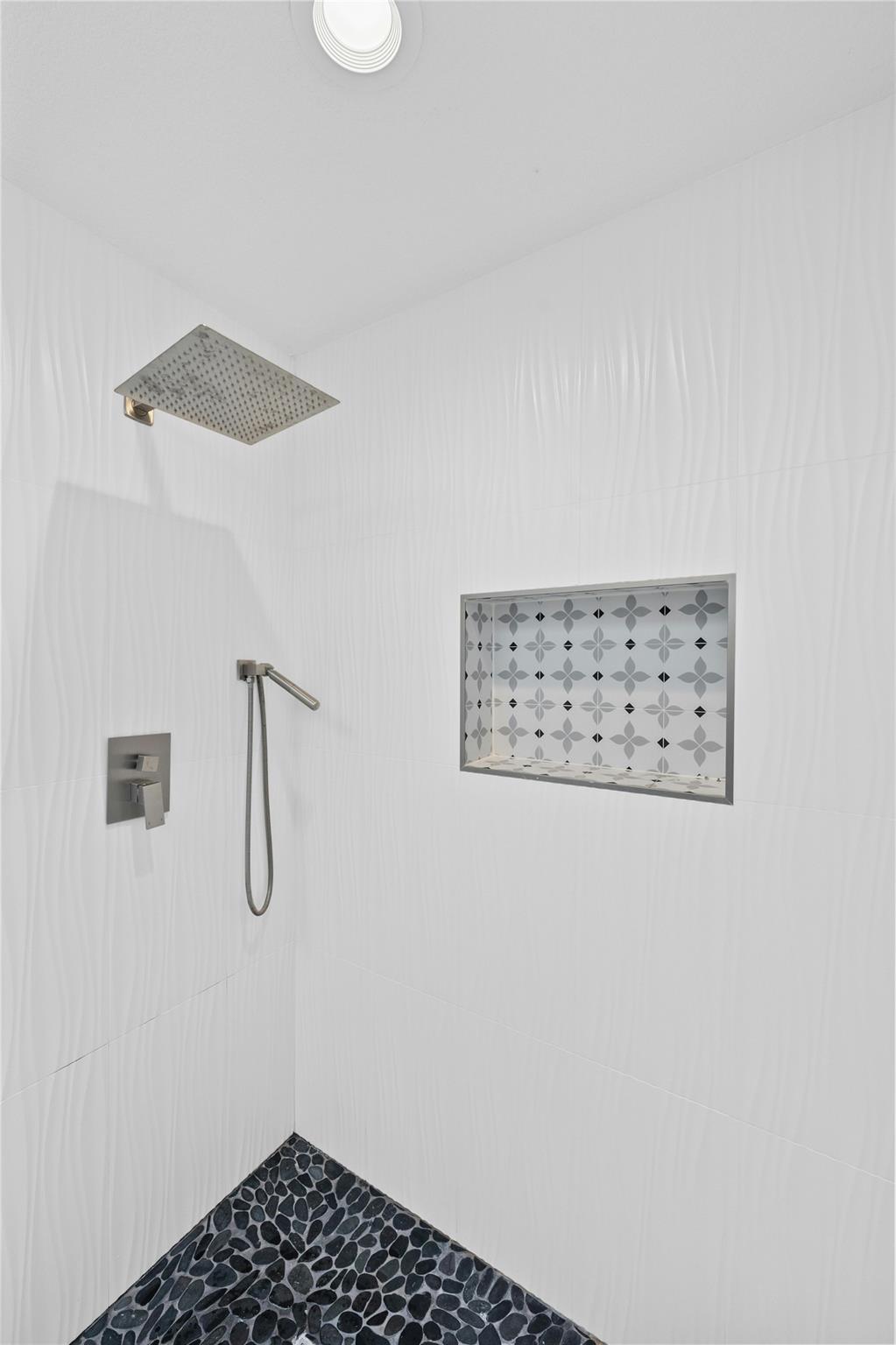 8303 Los Ranchos Dr, Austin, TX 78749