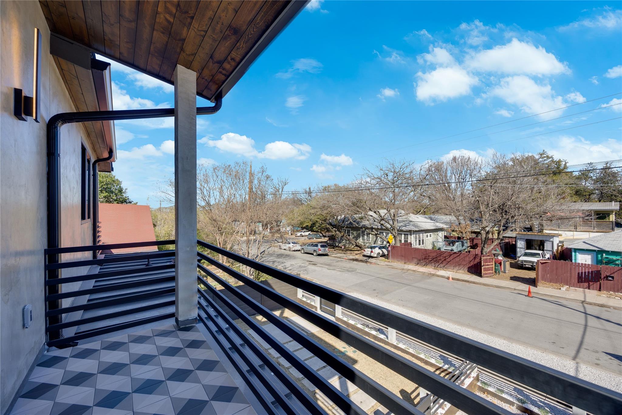 107 W Johanna St # A, Austin, TX 78704