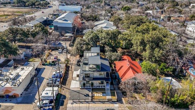 107 W Johanna St # A, Austin, TX 78704