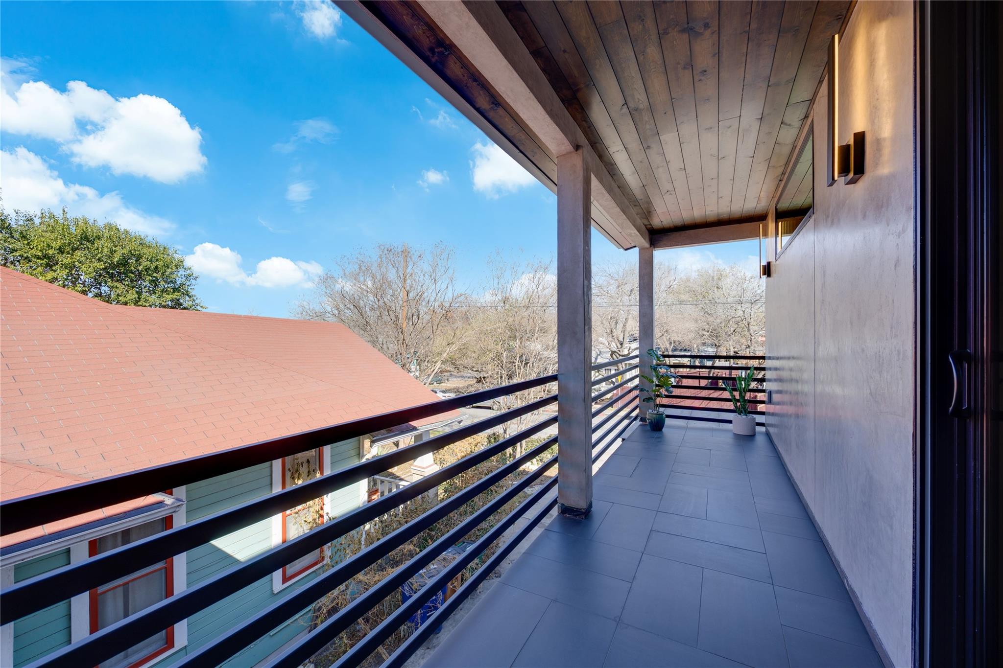 107 W Johanna St # A, Austin, TX 78704