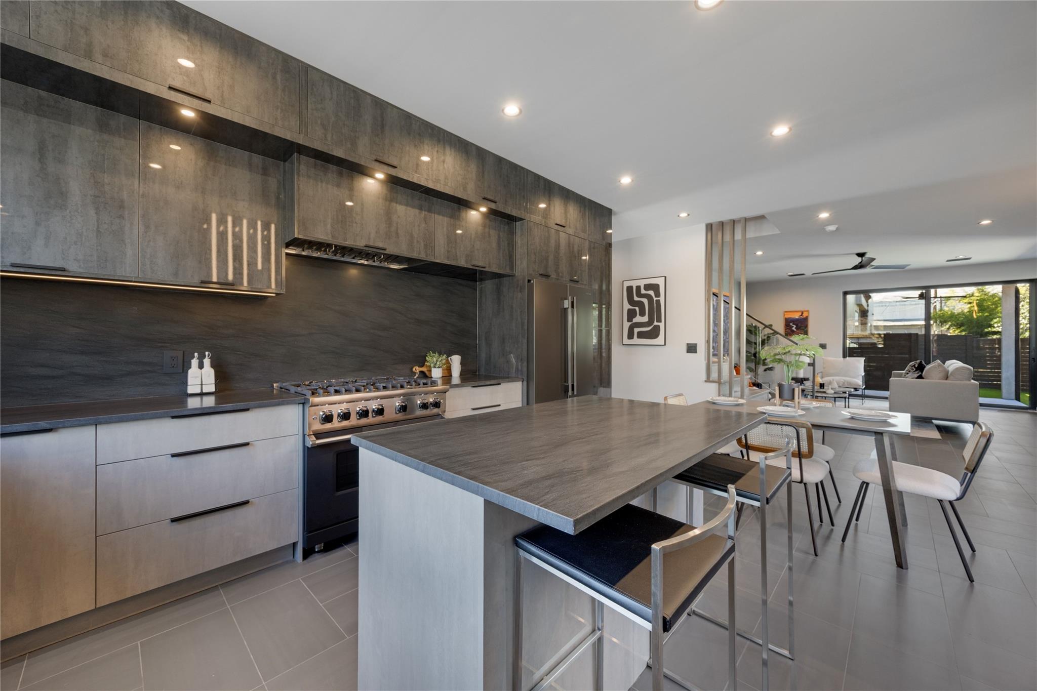 107 W Johanna St # A, Austin, TX 78704