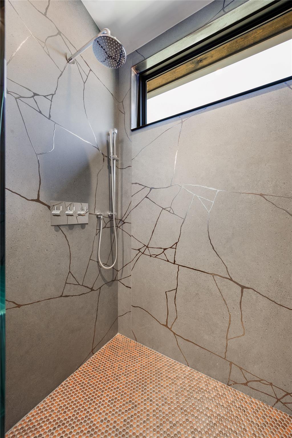 107 W Johanna St # A, Austin, TX 78704