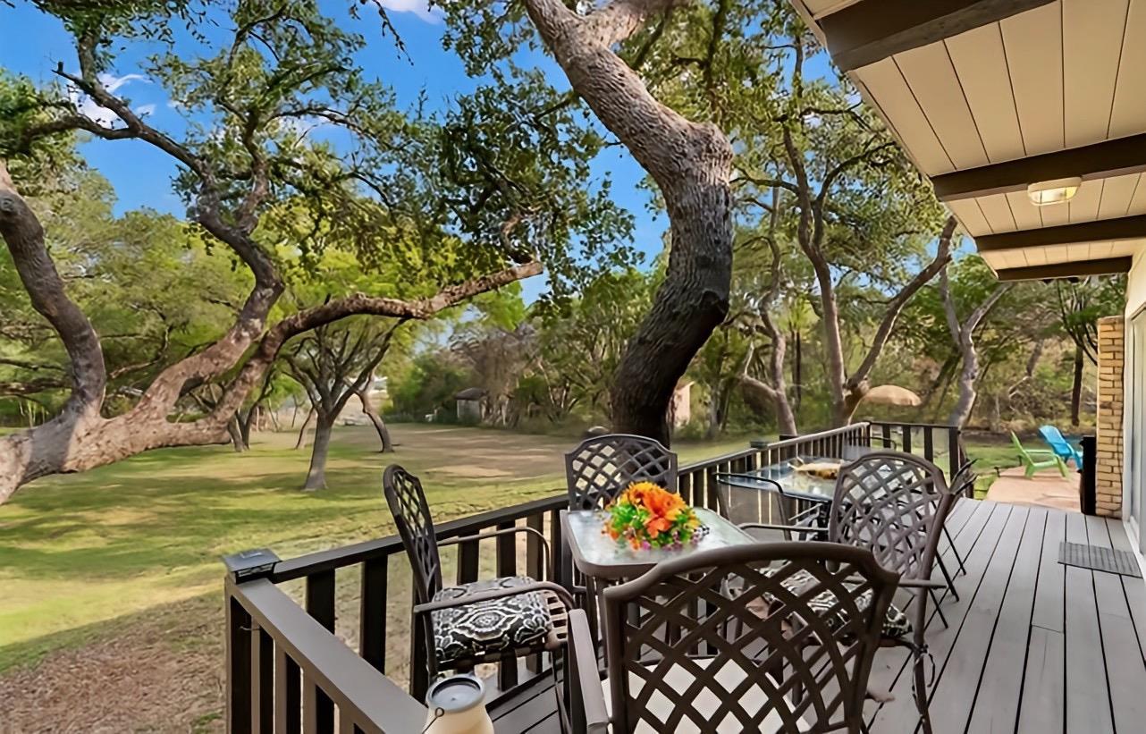 17416 Sleepy Hollow Dr, Lago Vista, TX 78645