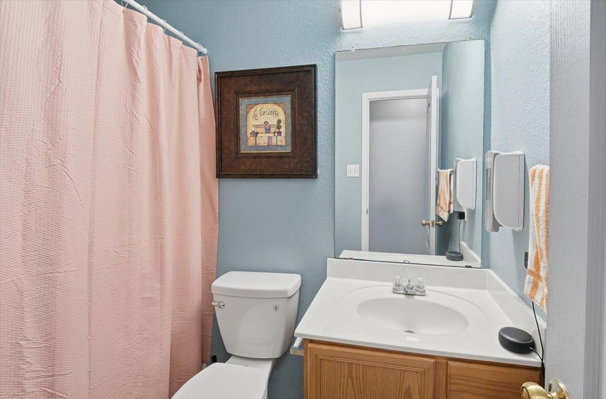 851 New Bridge Dr, Kyle, TX 78640