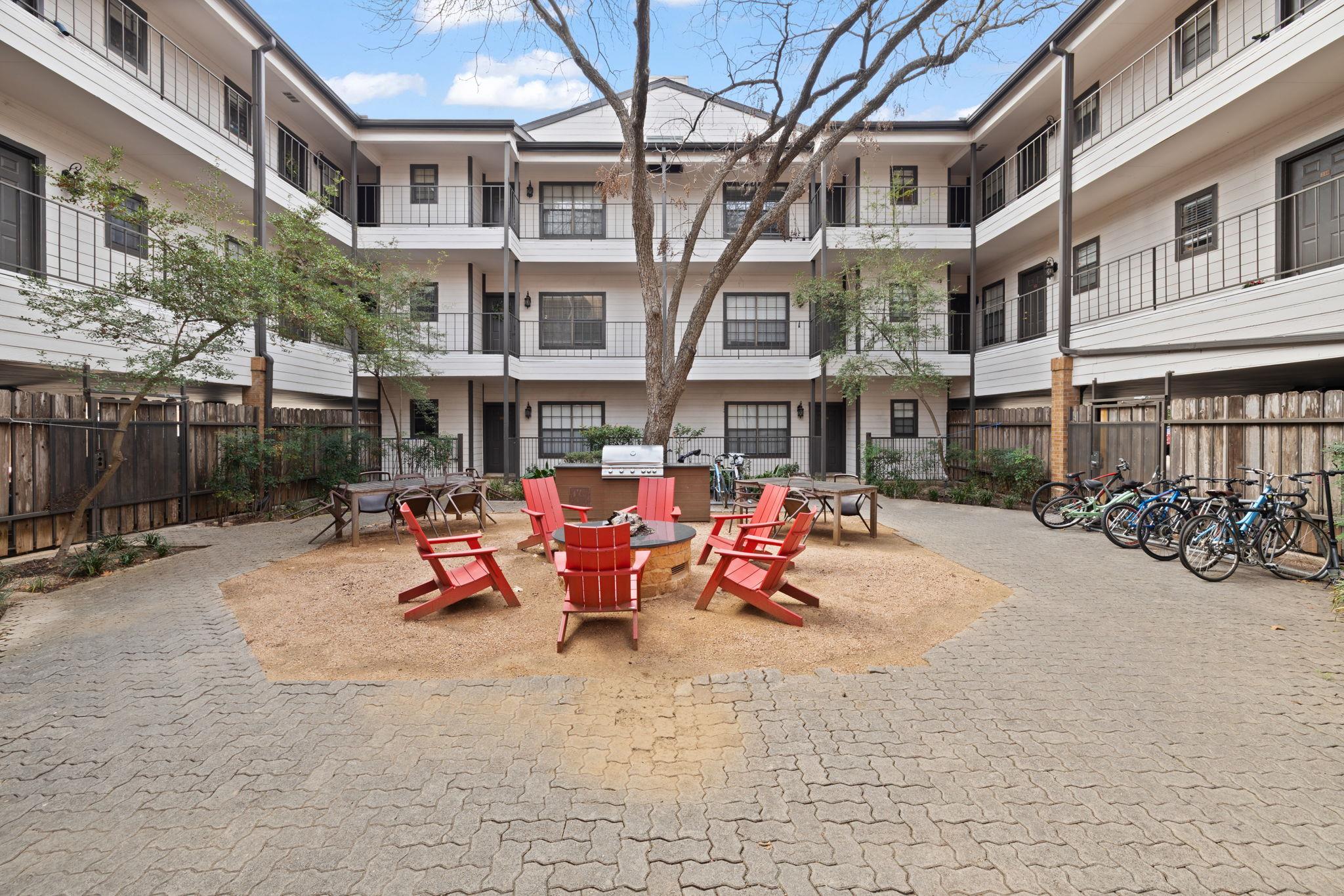 203 E 31st St # 308, Austin, TX 78705