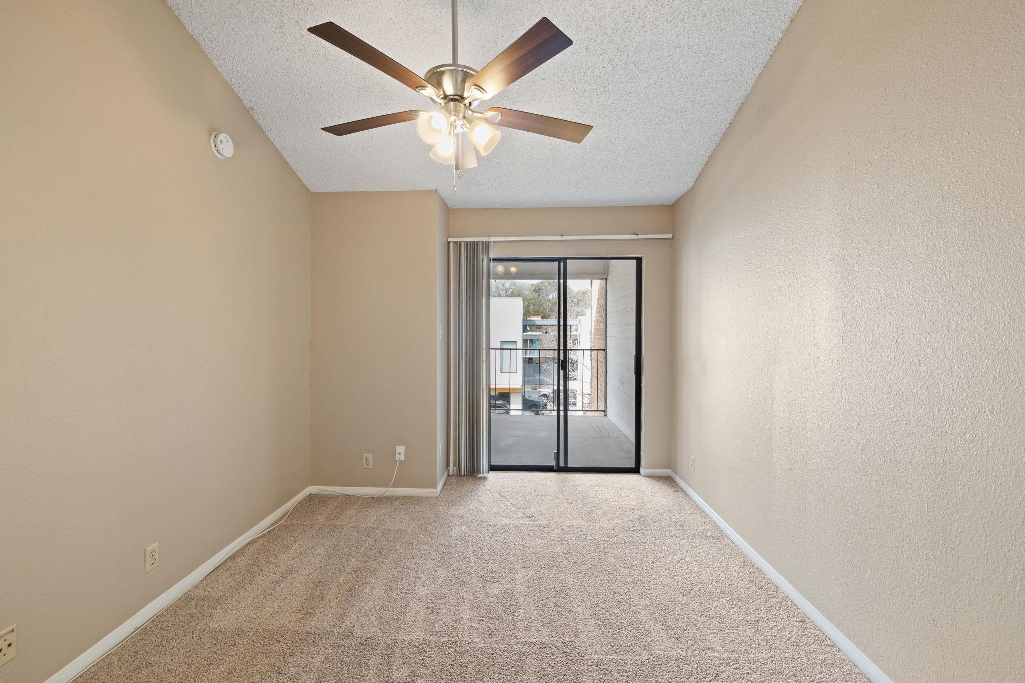 203 E 31st St # 308, Austin, TX 78705