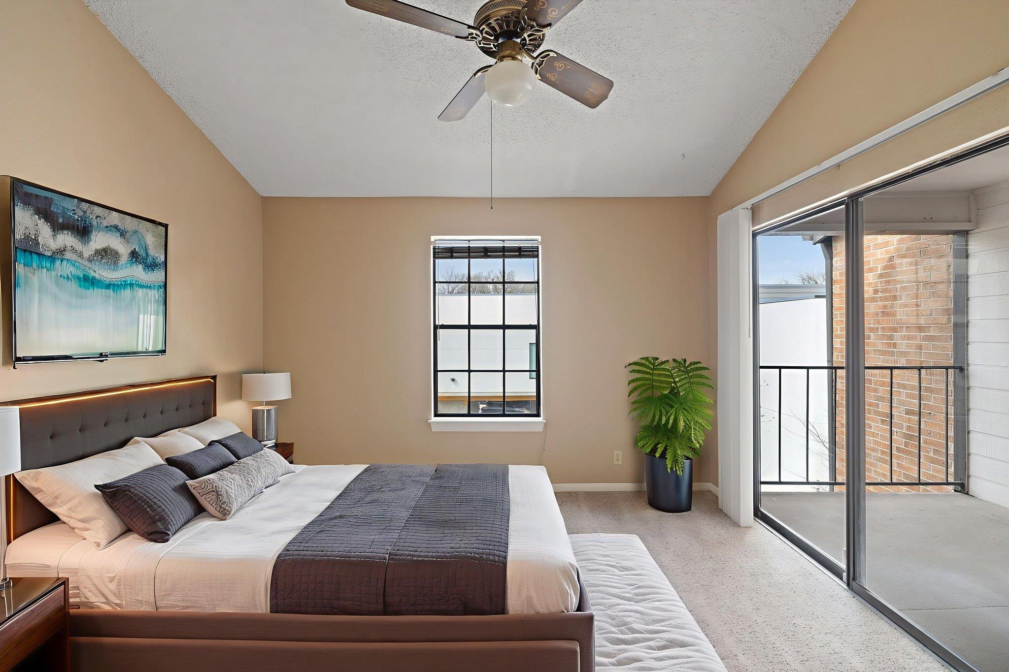 203 E 31st St # 308, Austin, TX 78705