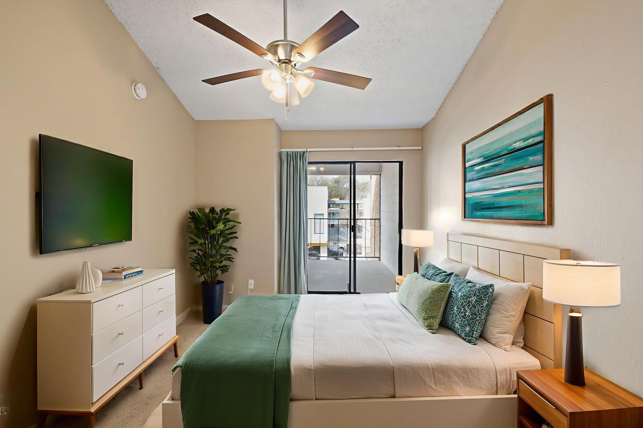 203 E 31st St # 308, Austin, TX 78705