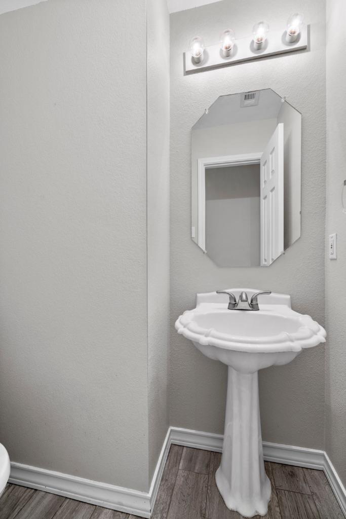 440 Grey Feather Ct, Round Rock, TX 78665