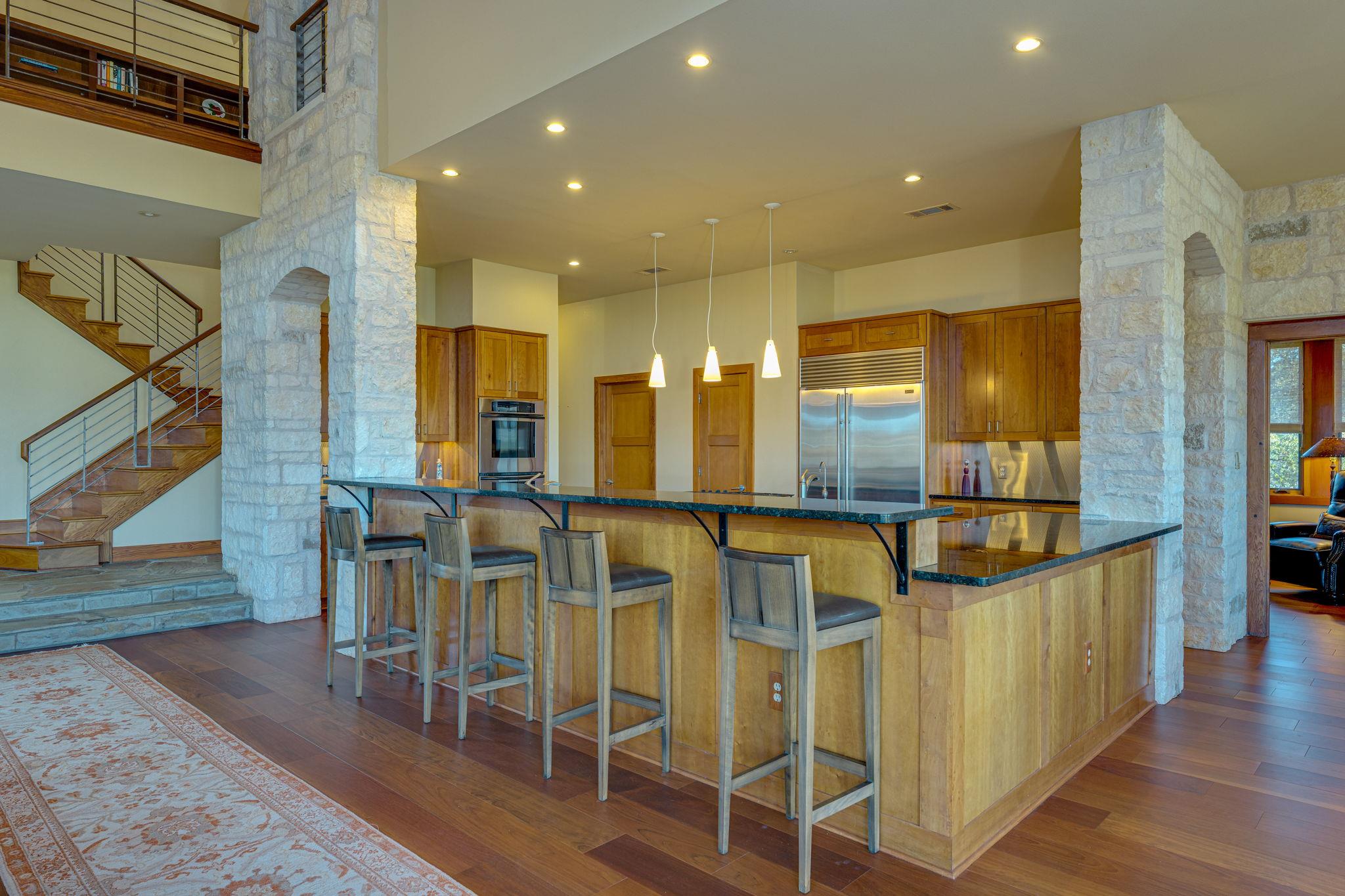 27426 Waterfall Hill Pkwy, Spicewood, TX 78669