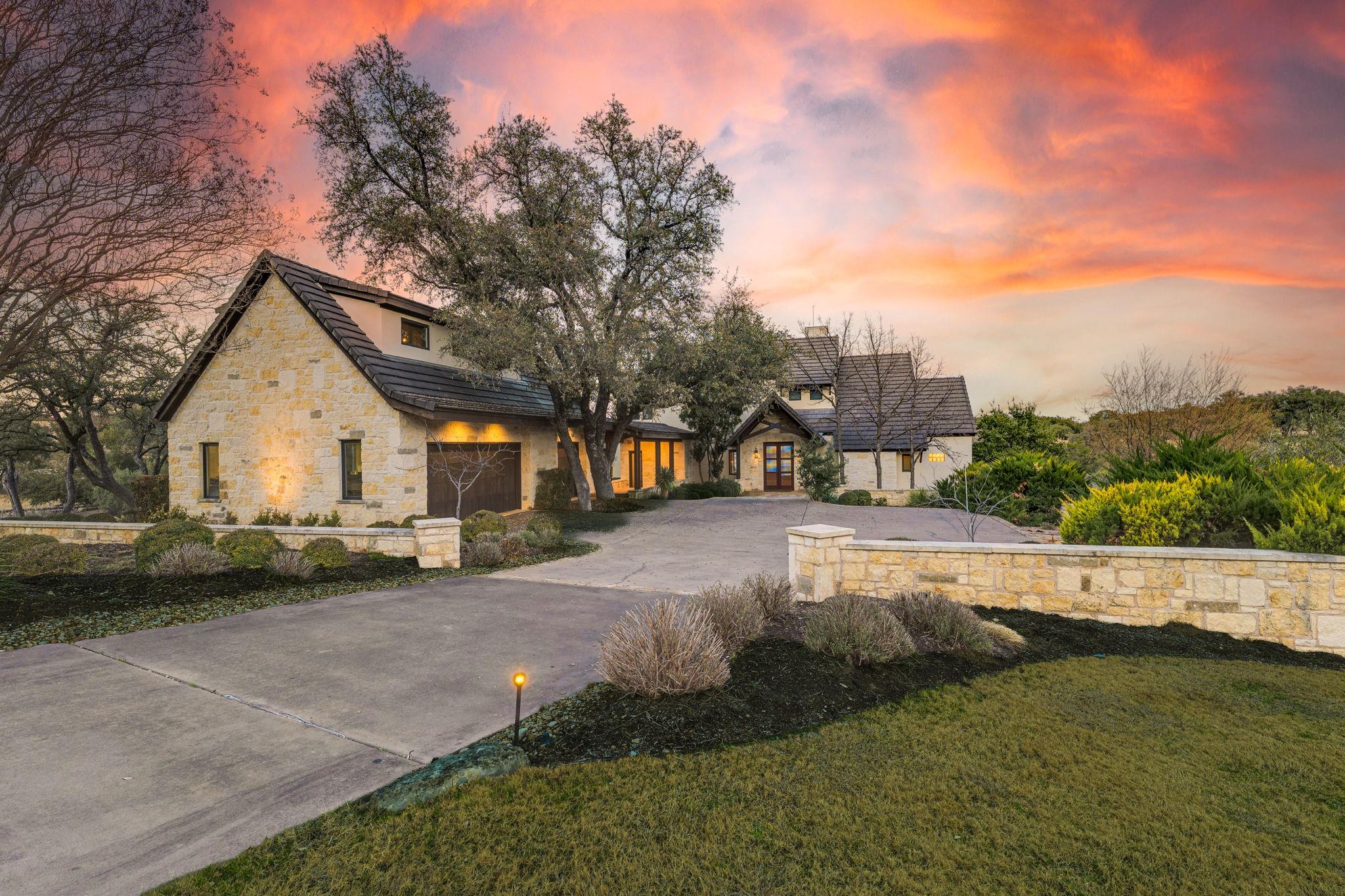 27426 Waterfall Hill Pkwy, Spicewood, TX 78669
